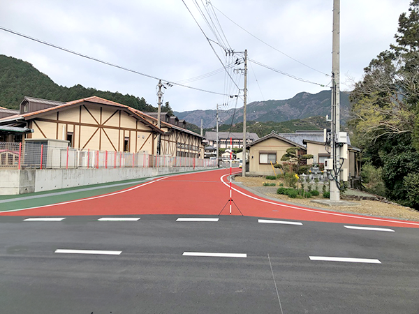 町道春日正尺線道路舗装工事